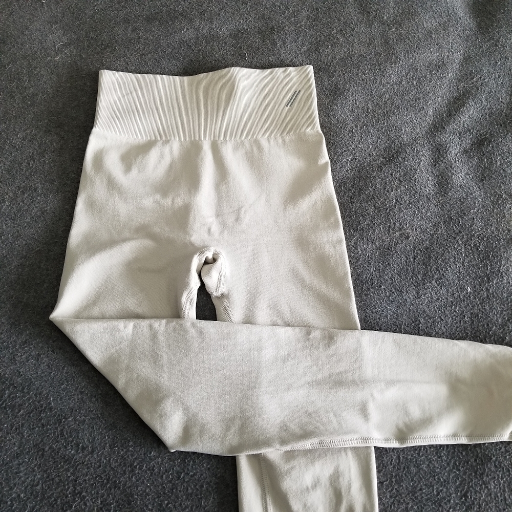 Tala Zinnia Leggings in Chai